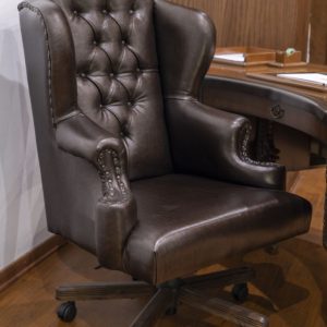 صندلی مدیریتی مدل کوئین چستر